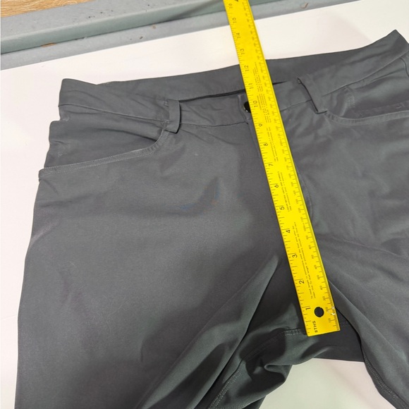 Men’s Lululemon ABC 5-Pocket Pants 36x30/32 Gray straight leg - Picture 5 of 8
